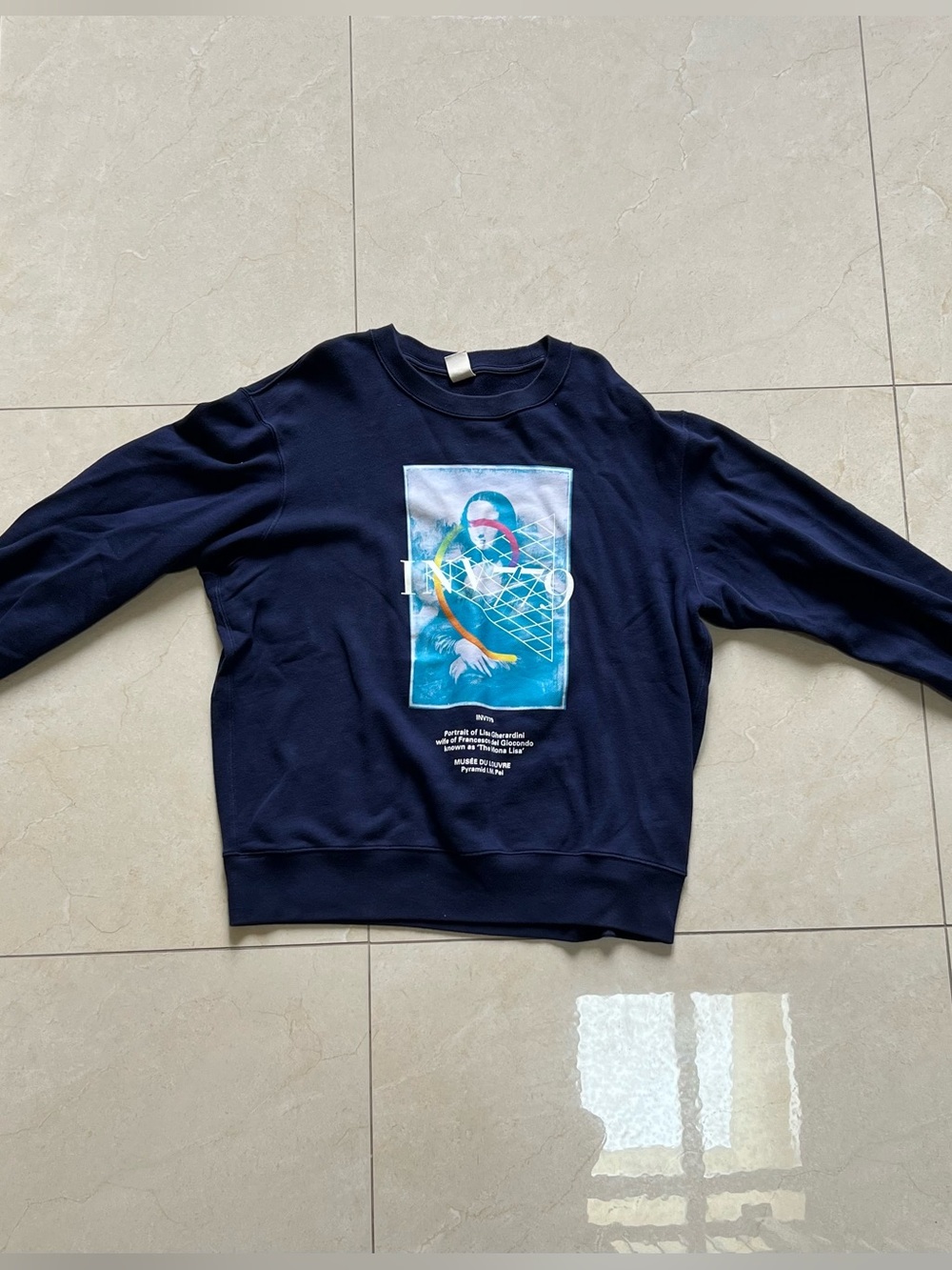 Uniqlo UT Louvre Graphic Crewneck Sweater US Size L Pre-Owned